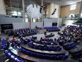 Duits parlement verlaagt minimumstraf voor bezit en verspreiden kinderporno