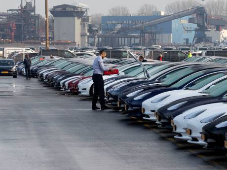 Verkoop Tesla 3 duikelt van 12.000 naar 36 stuks per maand