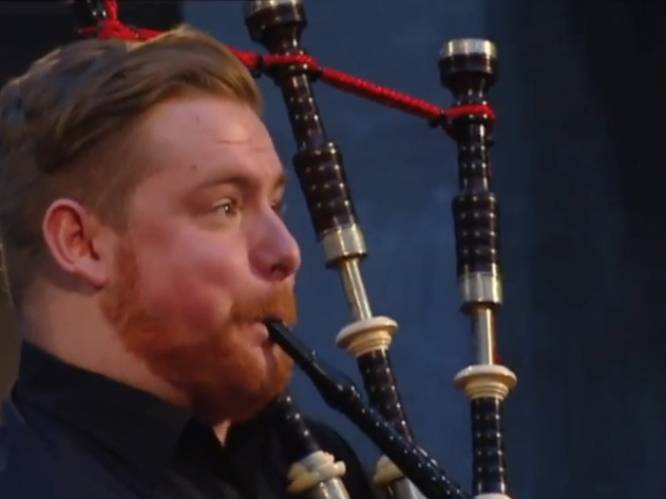 Red Hot Chilli Pipers coveren 'Wake Me Up' op doedelzak
