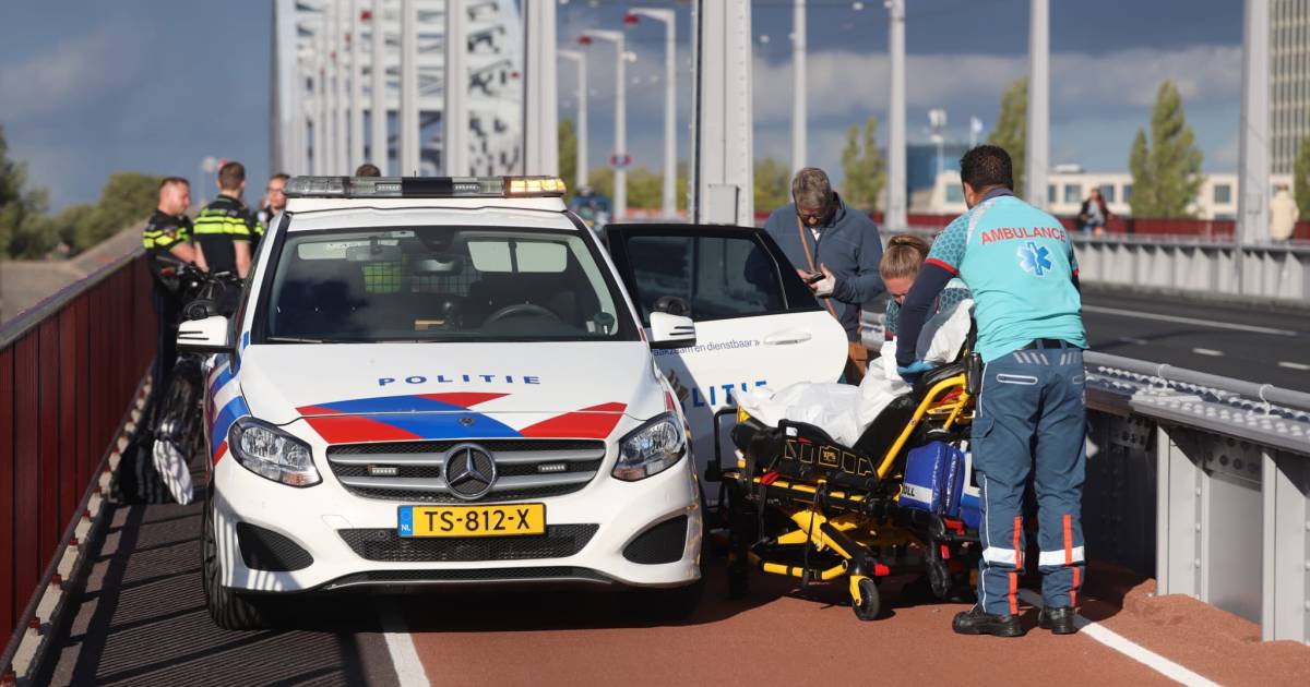 Des filles mineures conduisent contre la circulation sur le pont John Frost ;  deux femmes blessées à l’hôpital |  Arnhem