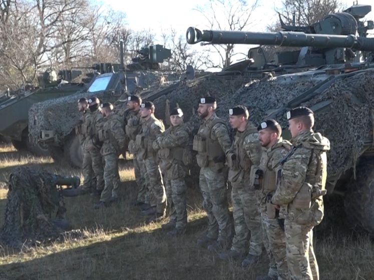 La ministre de la Défense est arrivée en Roumanie pour une visite de Noël aux militaires