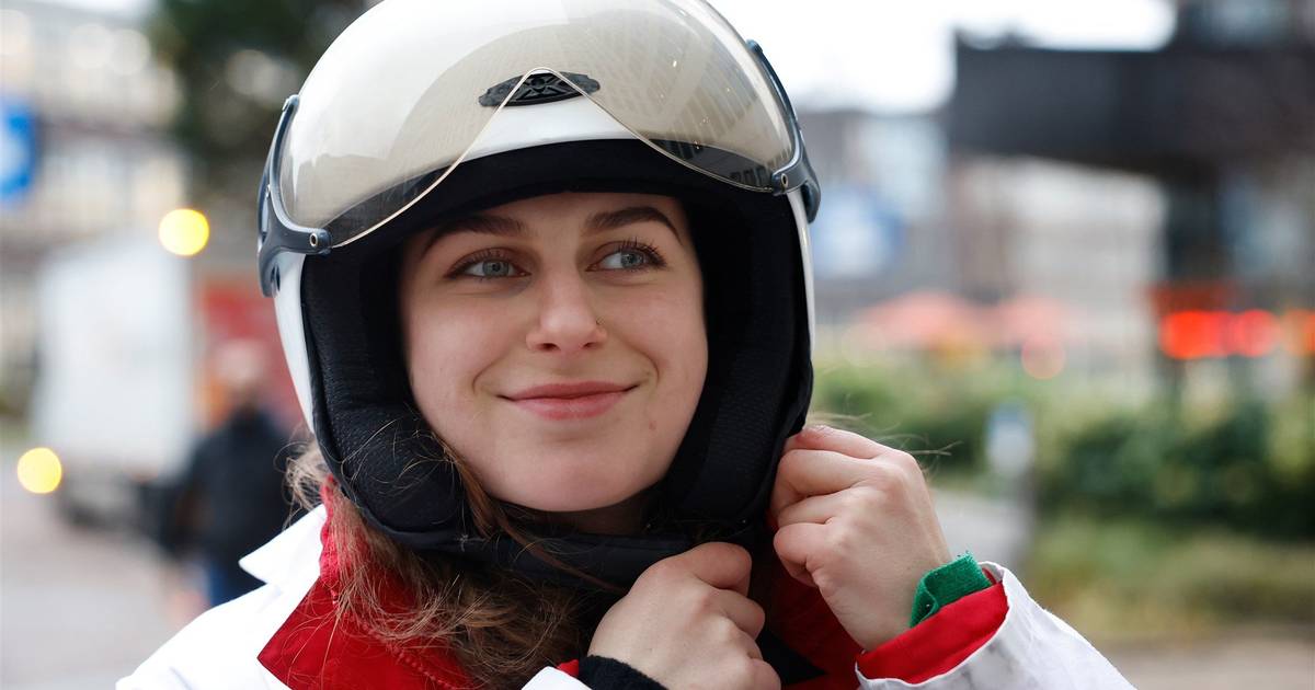 Helm dragen op alle (deel)scooters verplicht zo hoog is de boete