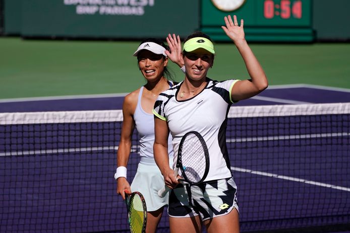 Elise Mertens et sa partenaire taïwanaise Su-Wei Hsieh.