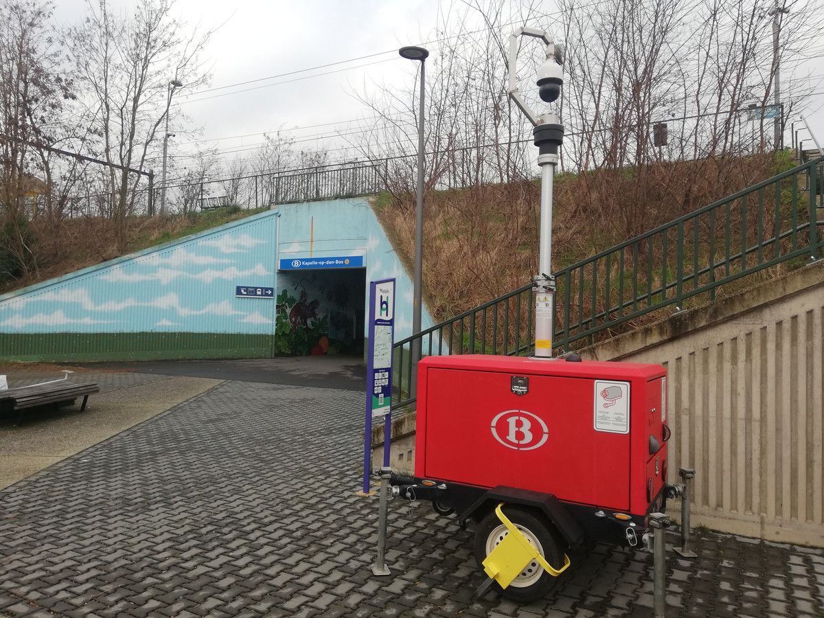 Tijdelijke camera moet overlast in stationsbuurt Kapelle-op-den-Bos ...