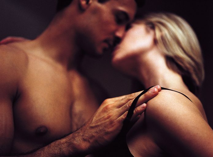 Swingers uit de Peel hebben geen parenclub meer nodig Helmond ed swinger pic Swingers uit de Peel hebben geen parenclub meer nodig Helmond ed