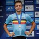 Zilveren Campenaerts trots op zijn medaille én seizoen: "Voel dat ik een grote stap heb gezet"