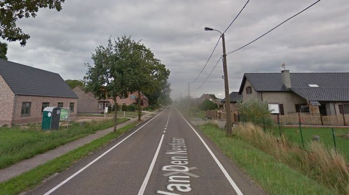 De Van Den Nestlaan in Broechem.