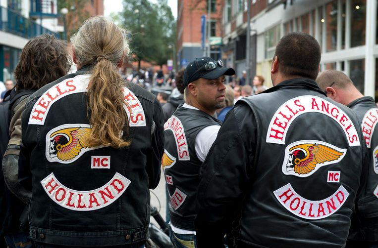Hells Angels, Satudarah, Bandidos of No Surrender afficheren zichzelf graag als gewone hobbyclubs: stoere mannen die gezellig een ritje maken op de motor en een biertje met elkaar drinken. Beeld anp