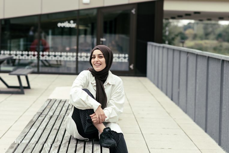 Studente lerarenopleiding Dilara Citak. Beeld Tine Schoemaker