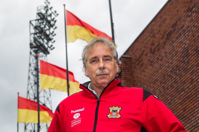 Jan van Staa was in het seizoen 2017-2018 een half jaar interim-trainer van Go Ahead Eagles.