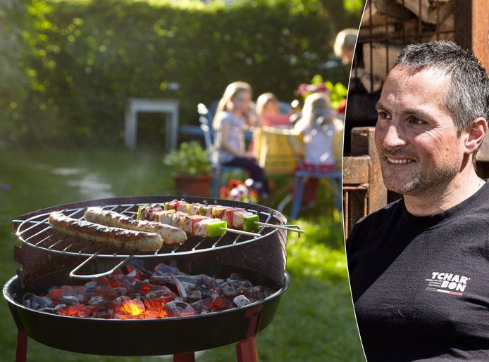 Barbecue with our family on a summer evening in the garden. / Tcharbon ITS Wood: CEO James Demaret.