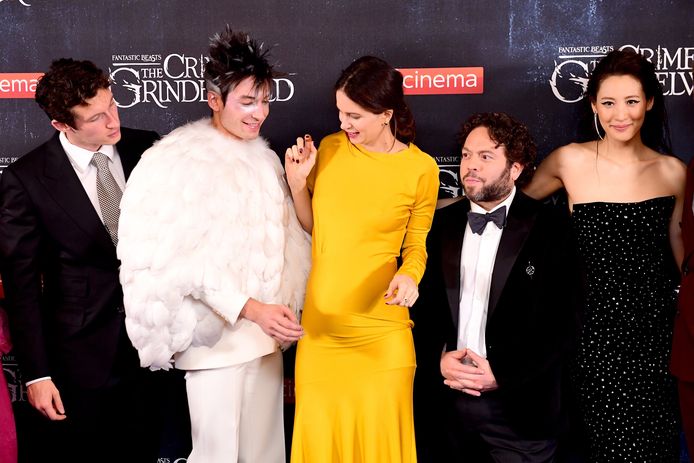 De zwangere Katherine Waterston op de ‘Fantastic Beasts: The Crimes of Grindelwald’ première in London.