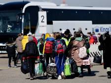 Oekraïense vrouwen lopen op Duitse stations de kans rechtstreeks in armen van pooiers te lopen