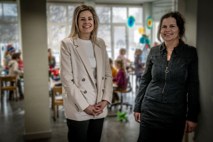 Pedagoog Kim Dickens (links) en orthopedagoog Margo Meulenbroeks.