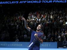 Federer dompte Djokovic et va en demi-finales