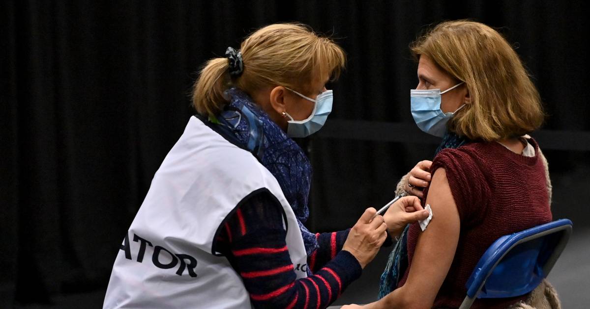 Институт прав человека одобрил обязательную вакцинацию |  интерьер