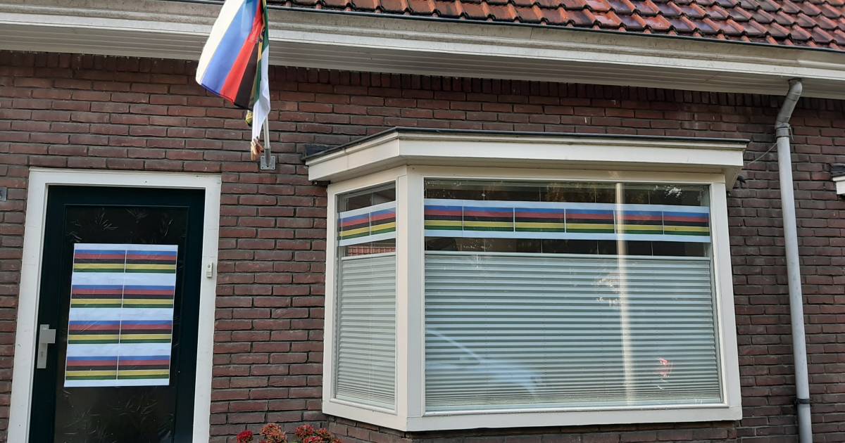 Buren Annemiek Van Vleuten Versieren Haar Huis In Regenboogkleuren Wageningen Gelderlander Nl