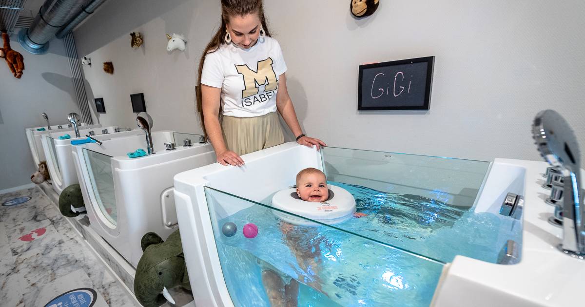 Dankzij Baby Gigi Heeft Nesselande Een Baby Spa Lekker Dobberen In Mini Jacuzzi Rotterdam Ad Nl
