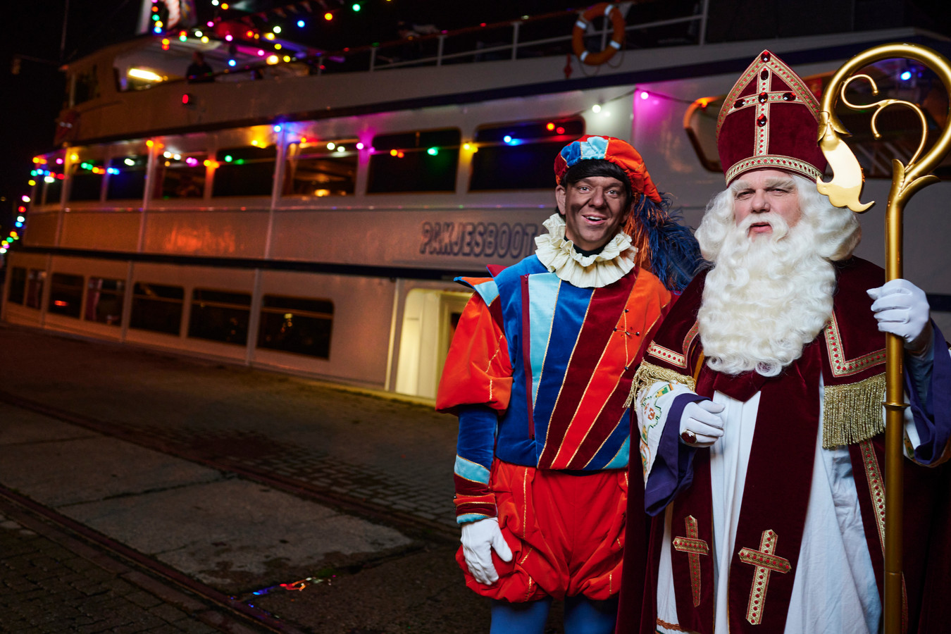 Waar, wanneer en hoe laat komt Sinterklaas aan in Bergen op Zoom en omgeving? Foto bndestem.nl