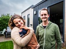 Ruben en Laurine zitten financieel aan de grond nadat oplevering nieuwbouw halfjaar vertraagd is
