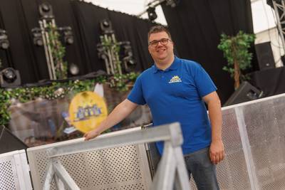 Dirk (38) is een van de onmisbare vrijwilligers voor de Midzomerfeesten in Bosschenhoofd