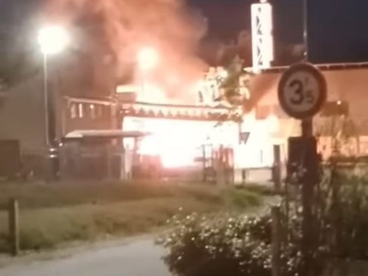 Explosion et incendie sur un site du fabricant de produits chimiques Umicore à Olen: un blessé