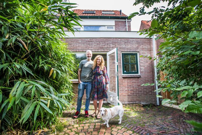 Pauline Schenkel en haar vriend.