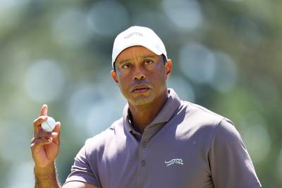 “Ik kan het toernooi winnen”: Tiger Woods pakt record op Masters en droomt van zesde eindzege
