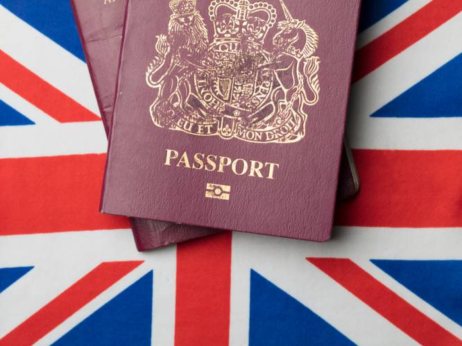 Britten geven al paspoorten uit zonder ‘Europese Unie’ erop