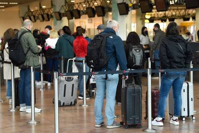 L’avertissement des aéroports européens sur un potentiel chaos estival dû aux contrôles Covid-19