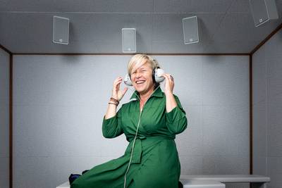 “1 op de 5 adolescenten van vandaag heeft een vorm van gehoorschade, blijkt uit onderzoek”: audioloog legt uit hoe je je oren gezond kunt houden