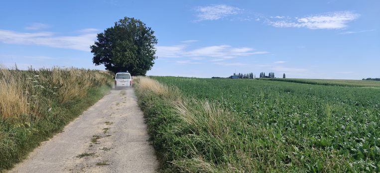 De politie plukte 160 kampeerders uit een veld tussen Huldenberg en Overijse