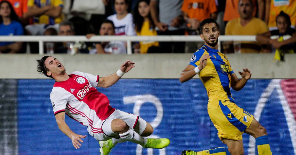 Ajax naarstig op zoek naar kantelpunt | Champions League ...
