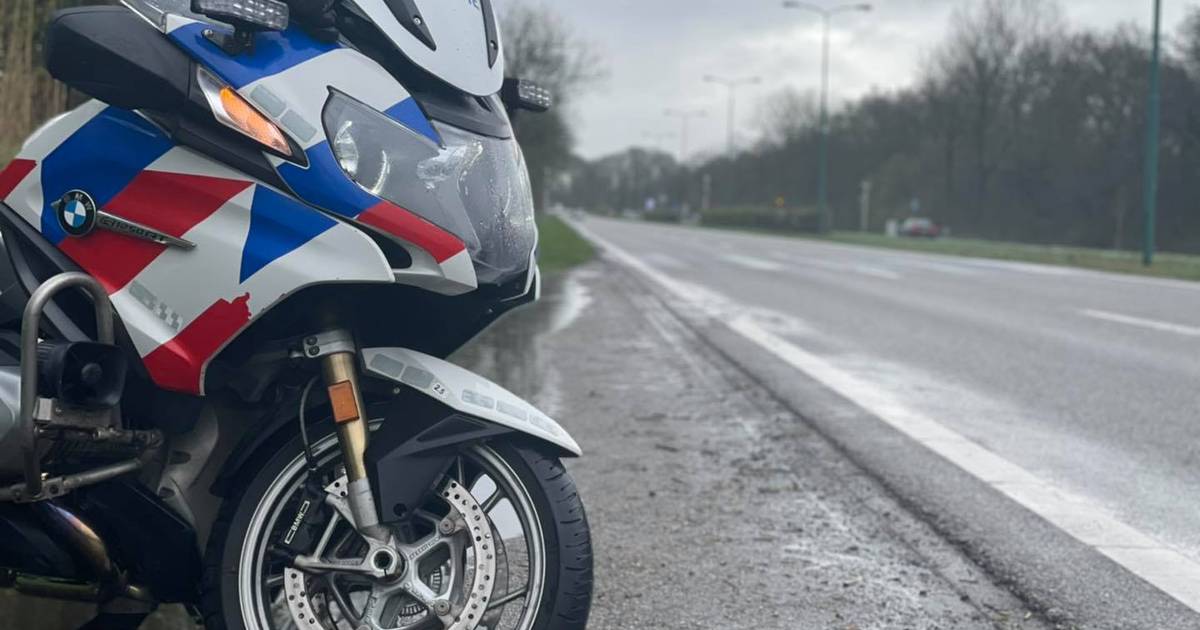 Rijden zonder verzekering, rijbewijs of werkende verlichting 16 automobilisten op de bon op