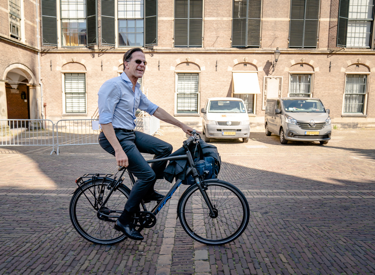 Lezers over oproep met de fiets naar het werk te komen: ‘Zorg dan ook ...