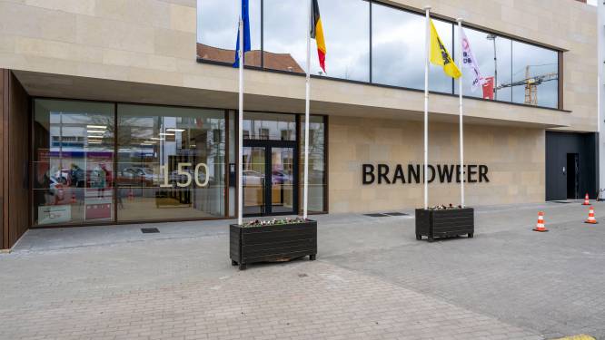 Politie en brandweer zetten deuren open voor communie- en lentefeestfoto’s