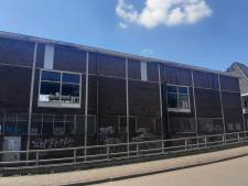 Vervallen garage bij station Gouda krijgt straks nieuwe bestemming: tientallen woningen