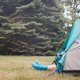 Op vakantie: dit kun je doen zodat je óók lekker slaapt tijdens het kamperen