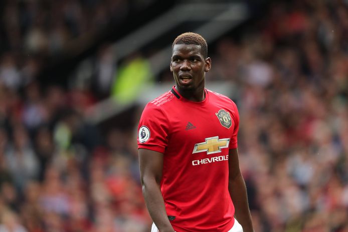 Paul Pogba tijdens de kraker met Chelsea.