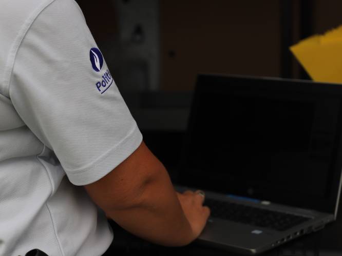 Politiemensen zoeken zonder toestemming veel info op in eigen nationale databank