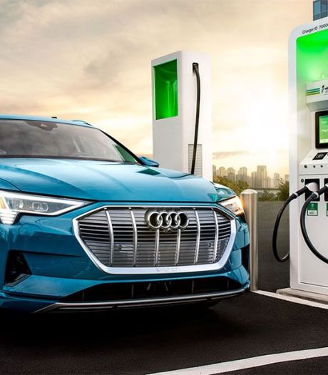 ‘Groene’ minister Duitsland verruilt elektrische auto stiekem voor benzinemodel