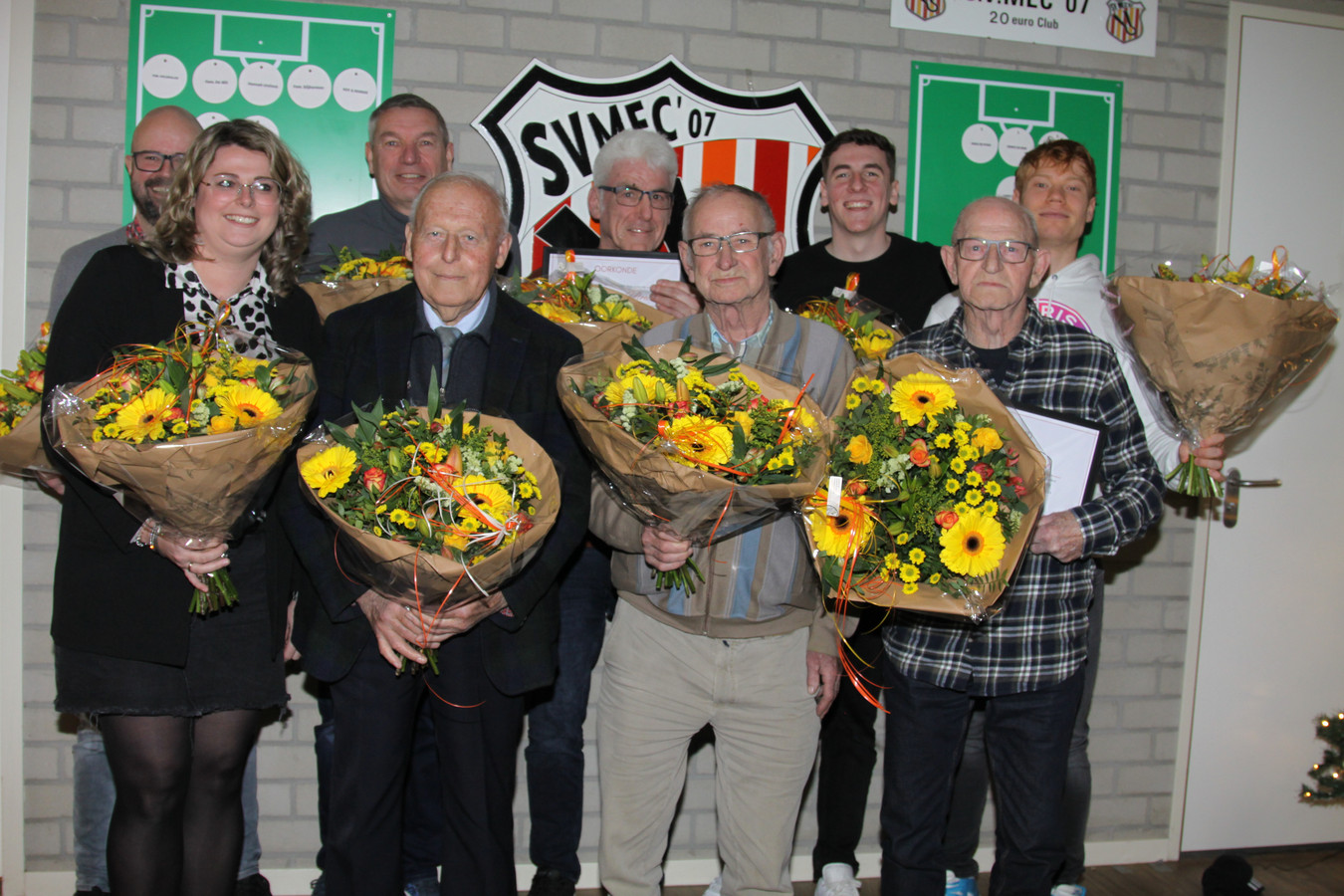 Verrassing voor Brownies & Downies in Wageningen en Jeugdlintje Neder