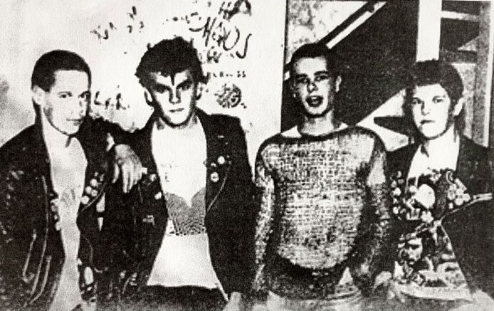 Waste archieffoto 1982 (v.l.n.r. Richard Schouw, Hans von Seydlitz, René Peperkamp en John Konings)