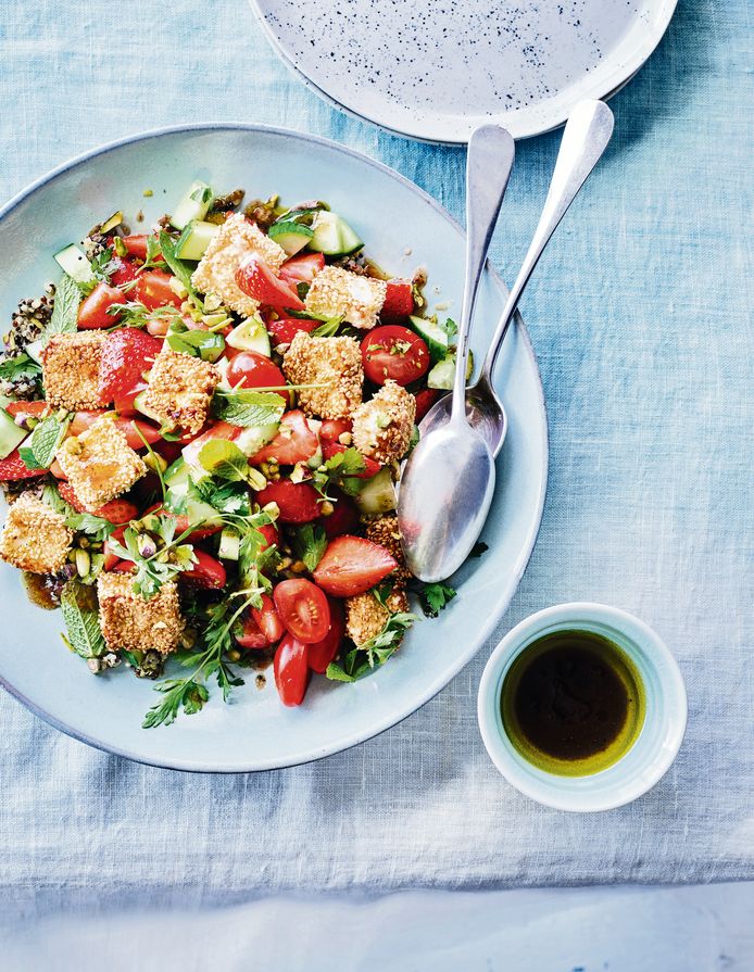 Tabouleh van quinoa uit ‘Fast Food 3' van Sandra Bekkari bij Borgerhoff & Lamberigts