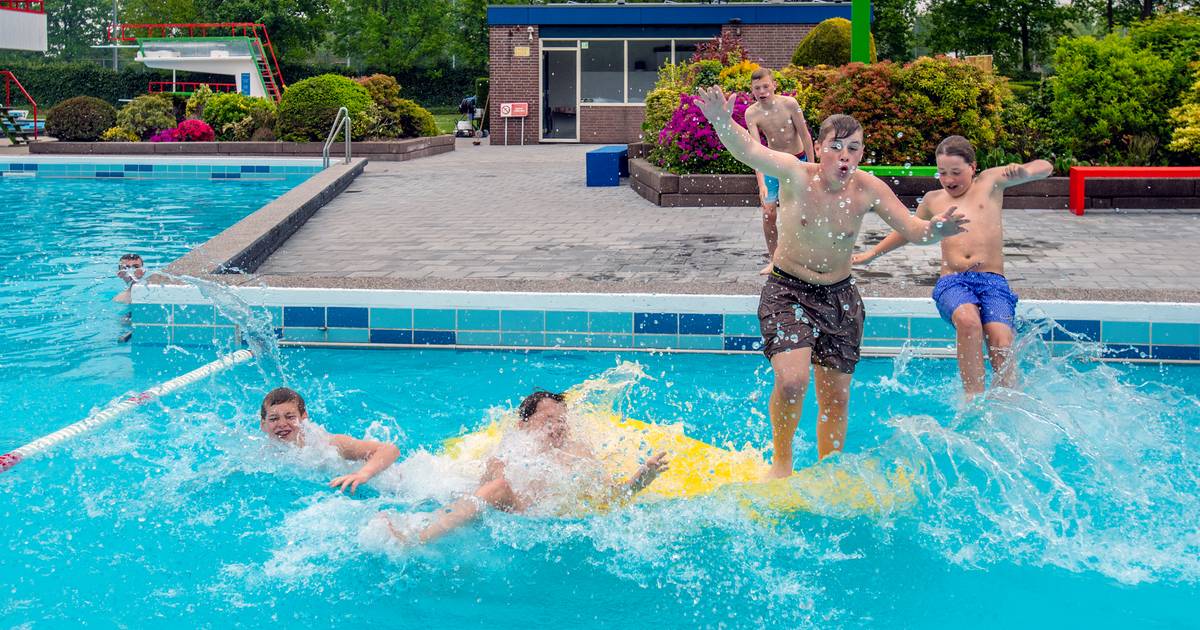 Zwembad Blankershove Oud Gastel weer piekfijn in orde Roosendaal