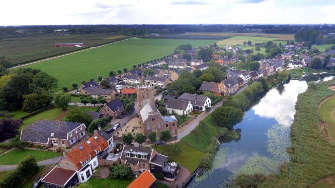 Groeten uit Acquoy, het dorp van de ‘Betuwse toren van Pisa’