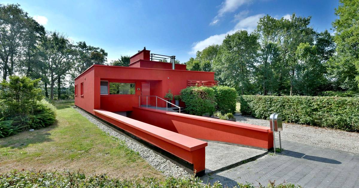bron Email schrijven Rook Het Deventer rode huis is eindelijk verkocht, maar blijft het icoon ook rood?  | Deventer | destentor.nl