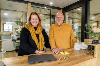 Het Poezenhotel is nog niet open en de boekingen stromen al binnen: 'Mensen uit Den Haag willen hun 