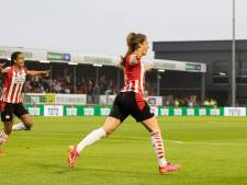 Met doelpunt 52 bezorgt Joëlle Smits PSV de beker