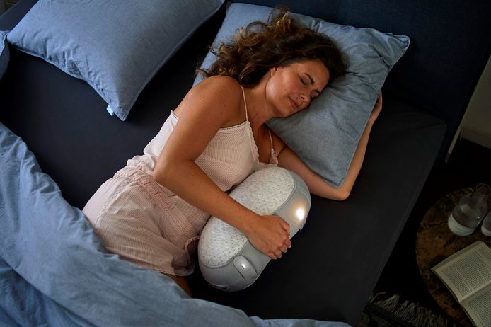Somnox: knuffelen met een zachte, ‘ademhalende’ robot moet de kwaliteit van je slaap verbeteren